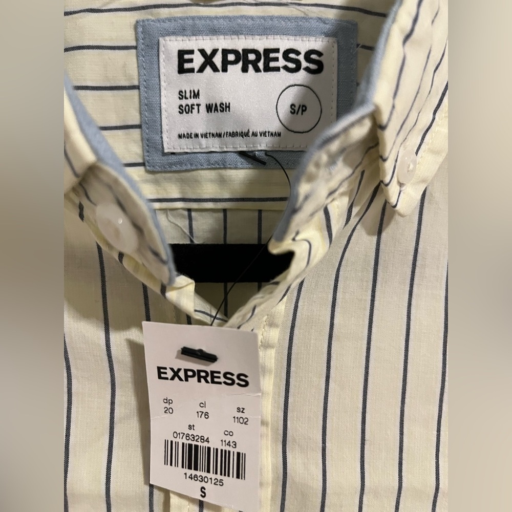 EXPRESS NWT Mens Stripe Shirt Small Slim Fit